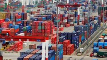 Comercio exterior de China arroja señales negativas en julio