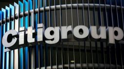 Griesa habilitó transferencia del Citigroup a bonistas reestructurados de Argentina