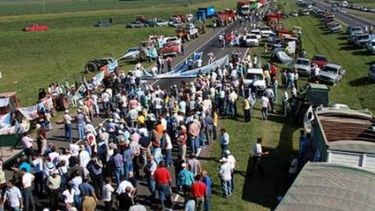 Se inicia el paro del agro que se extenderá hasta el miércoles