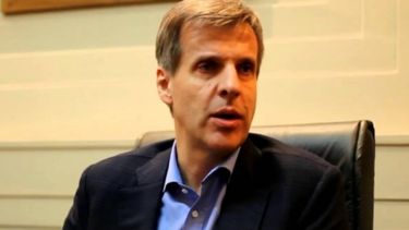 Para Redrado, el Banco Nación no debe intervenir para frenar al dólar