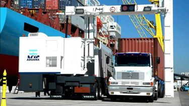 Aduana entrega más tiempo para que exportadores concreten operaciones