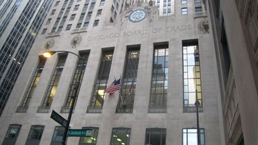 El clima en EE.UU. impulsó a las materias primas en Chicago