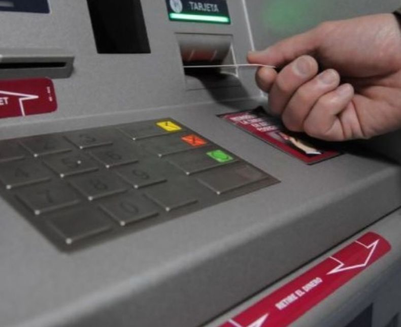 Virus que se comercializa en Internet permite vaciar cajeros automáticos