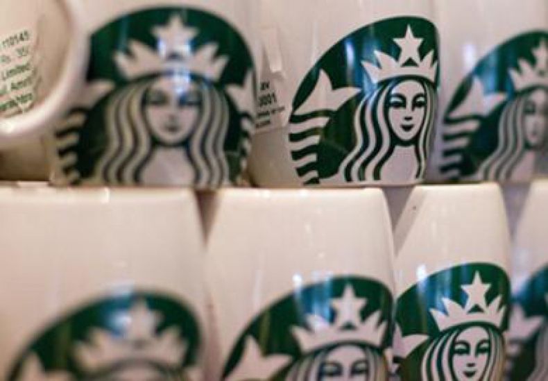 Starbucks Corp usará tazas para enviar mensajes que eviten el abismo fiscal en EE.UU.