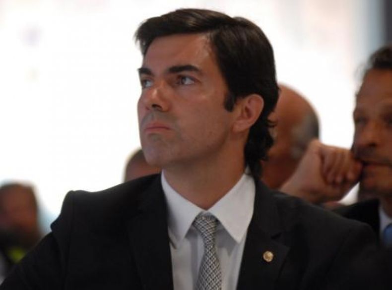 Urtubey insiste con acordar con los fondos buitre