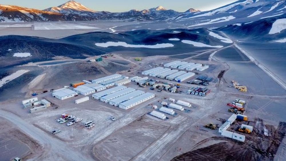 “La industria minera, sexto complejo exportador argentino, se caracteriza por ser un aportante neto de dólares para el país dado que su balanza comercial es positiva, remarcó CAEM.
