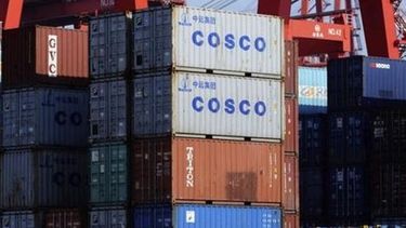 El déficit comercial de Estados Unidos bajó 11,5% en noviembre