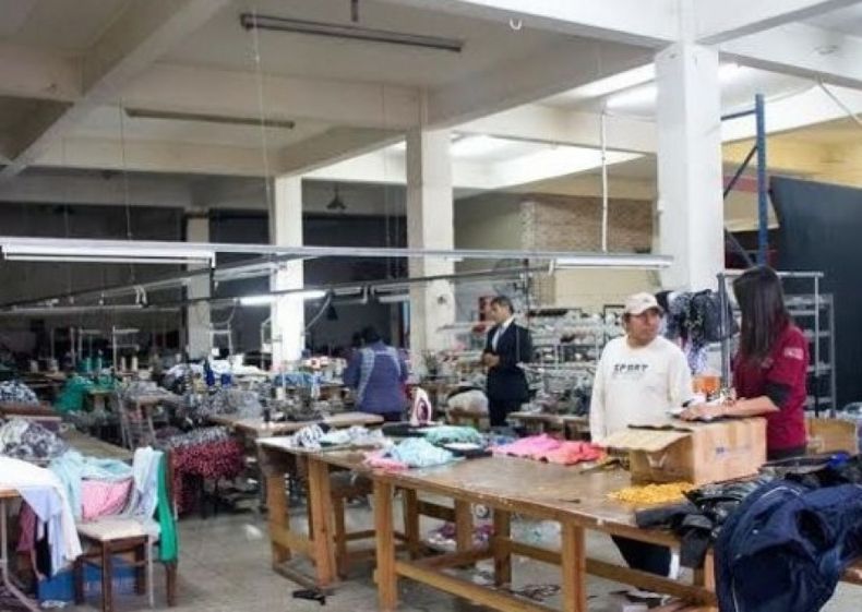 Altos niveles de informalidad entre trabajadores de talleres textiles