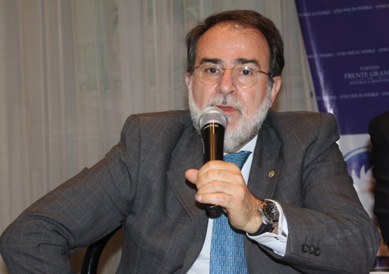 "Griesa es un amateur que siempre actuó sobre accidentes de tránsito"