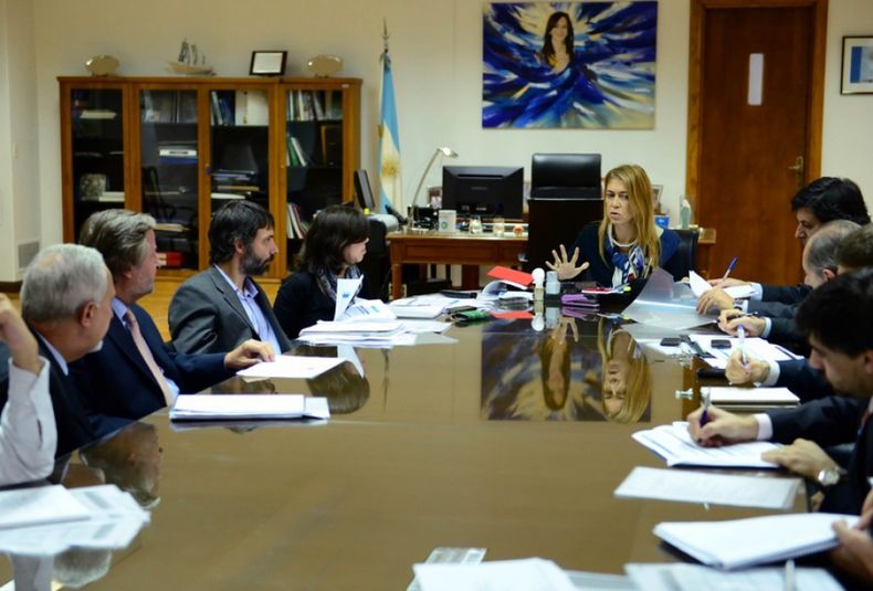 El Gobierno pondría en práctica medidas para impulsar sector automotriz