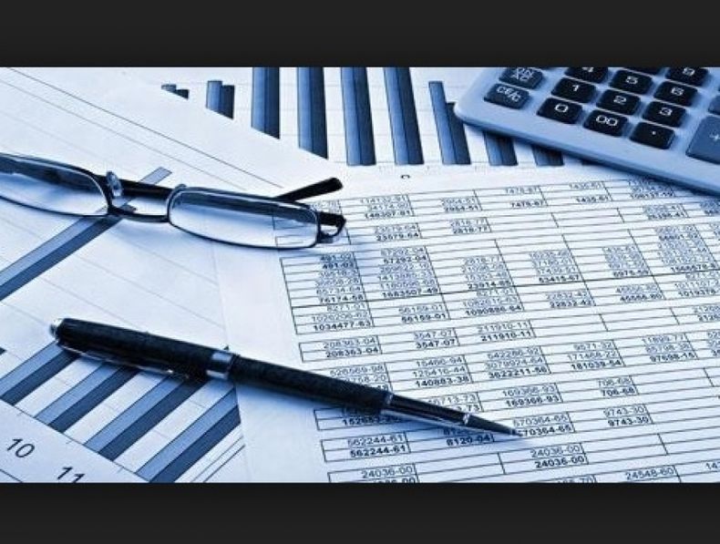 "Vean hasta que punto pueden arriesgar salarios a cambio de empleos"