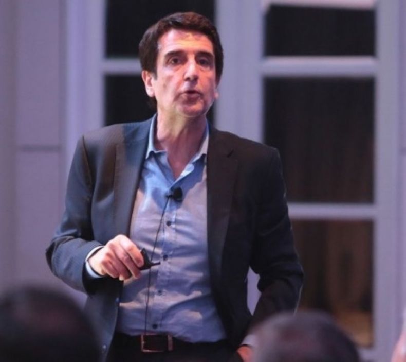 Melconian pide un mayor "ajuste" al Gobierno
