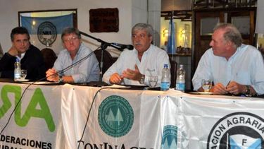 El campo se quejó porque el Banco Nación redujo "financiamiento a productores de soja"