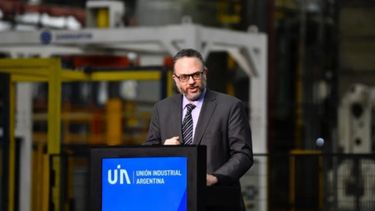 El Gobierno enciende el conflicto con industriales de la UIA