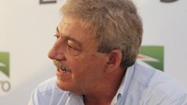 Buzzi apoyó la decisión del macrismo respecto de las retenciones sojeras