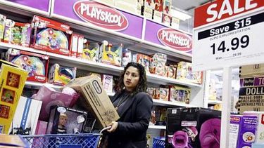 La confianza del consumidor en EE.UU. llegó a un mínimo de cuatro meses